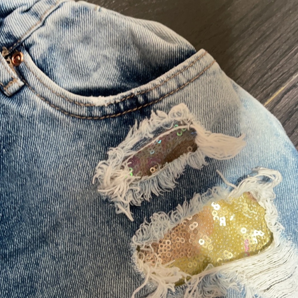 Girls Forever 21 Jeans with sequins - Picture 4 of 6
